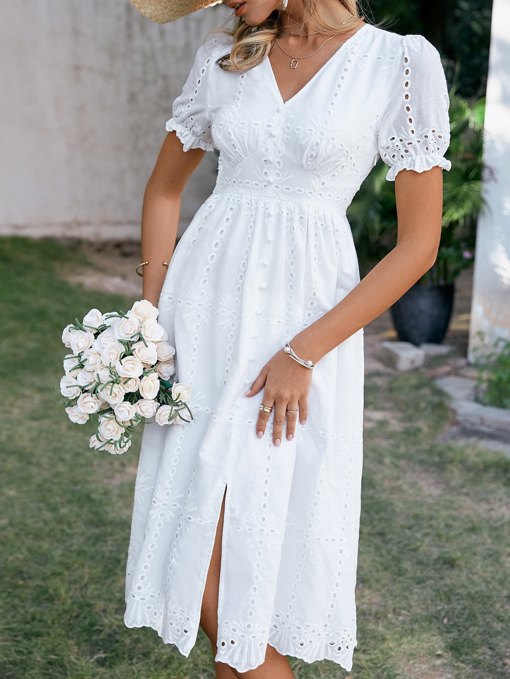 Vestido mujer midi bordado con cintura alta y escote en V - Ferchna