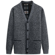 Gris oscuro