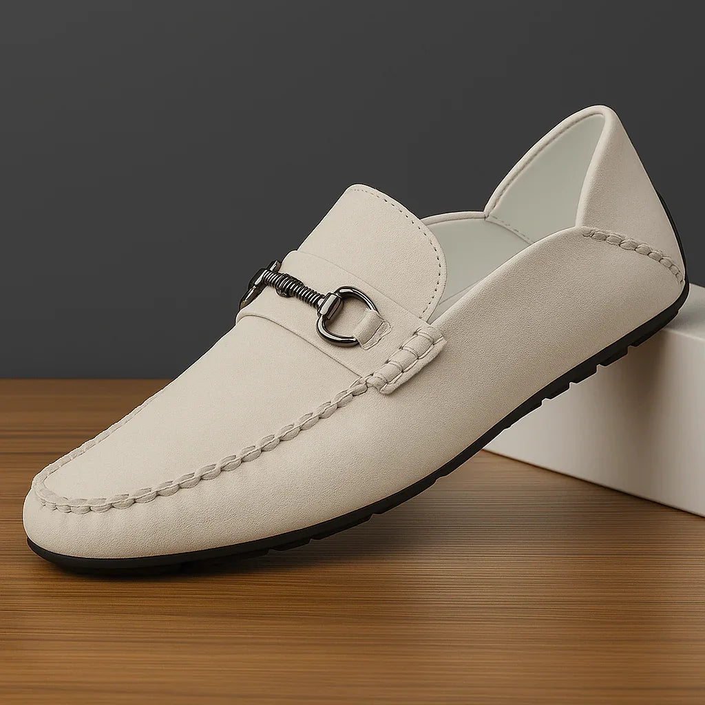 Mocasines slip on con detalle metálico frontal para hombre - Ricci