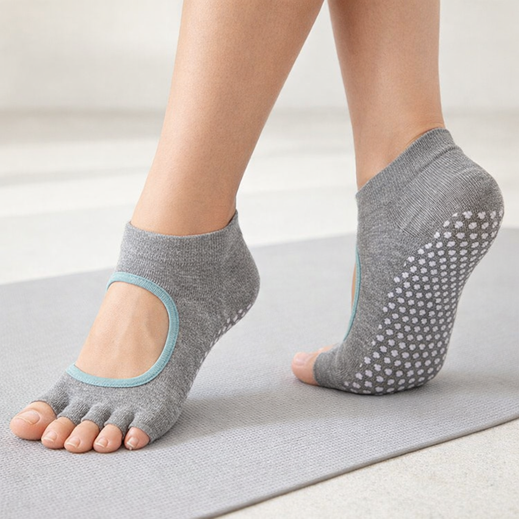 Calcetines de pilates con corte cinco dedos - Elvarya