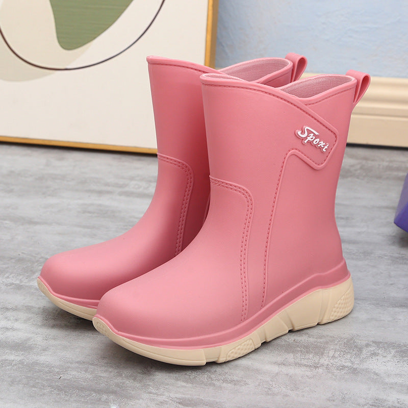 Botas de lluvia para mujer antideslizantes con suela de relieve y construcción cerrada