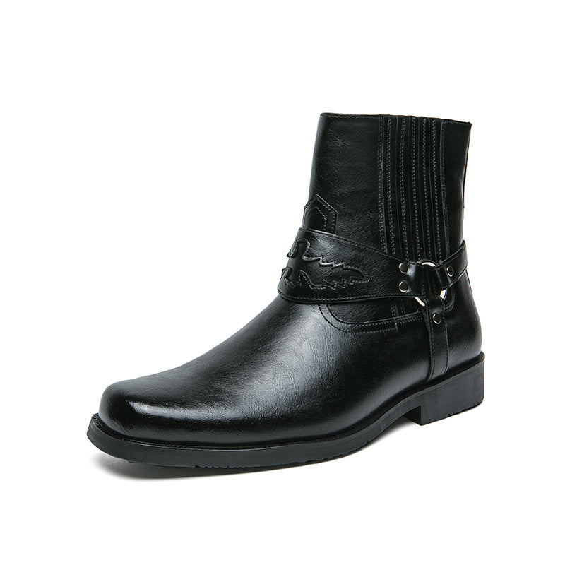 Botas casual hombre caña media con cierre lateral y correa decorativa con detalle metálico acabado cuero