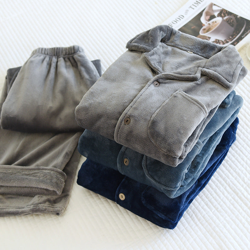 Pijama para hombre de tejido afelpado con cierre frontal y bolsillo de invierno suave