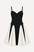 Minivestido elegante con estilo festivo para el verano - Amalia