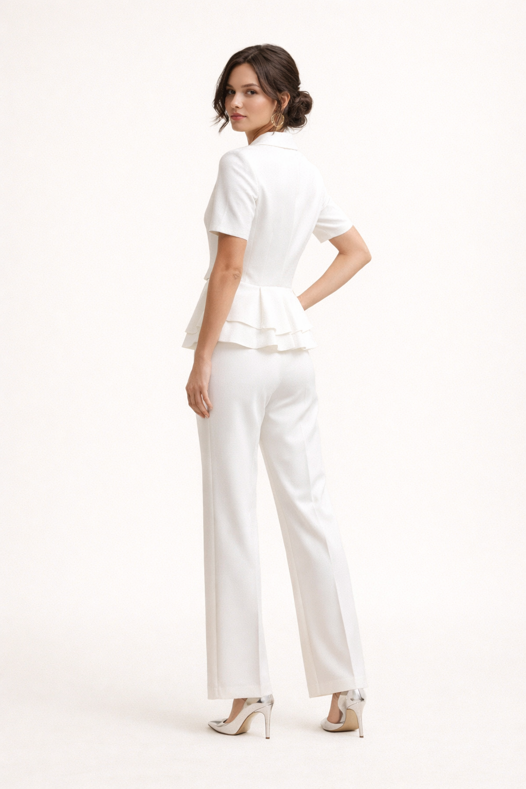 Set elegante de blazer ajustado y pantalón recto para mujer - Kreszenz