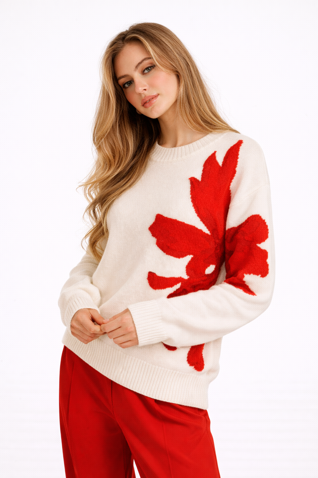 Suéter para mujer con detalle floral y cuello redondo - Elina