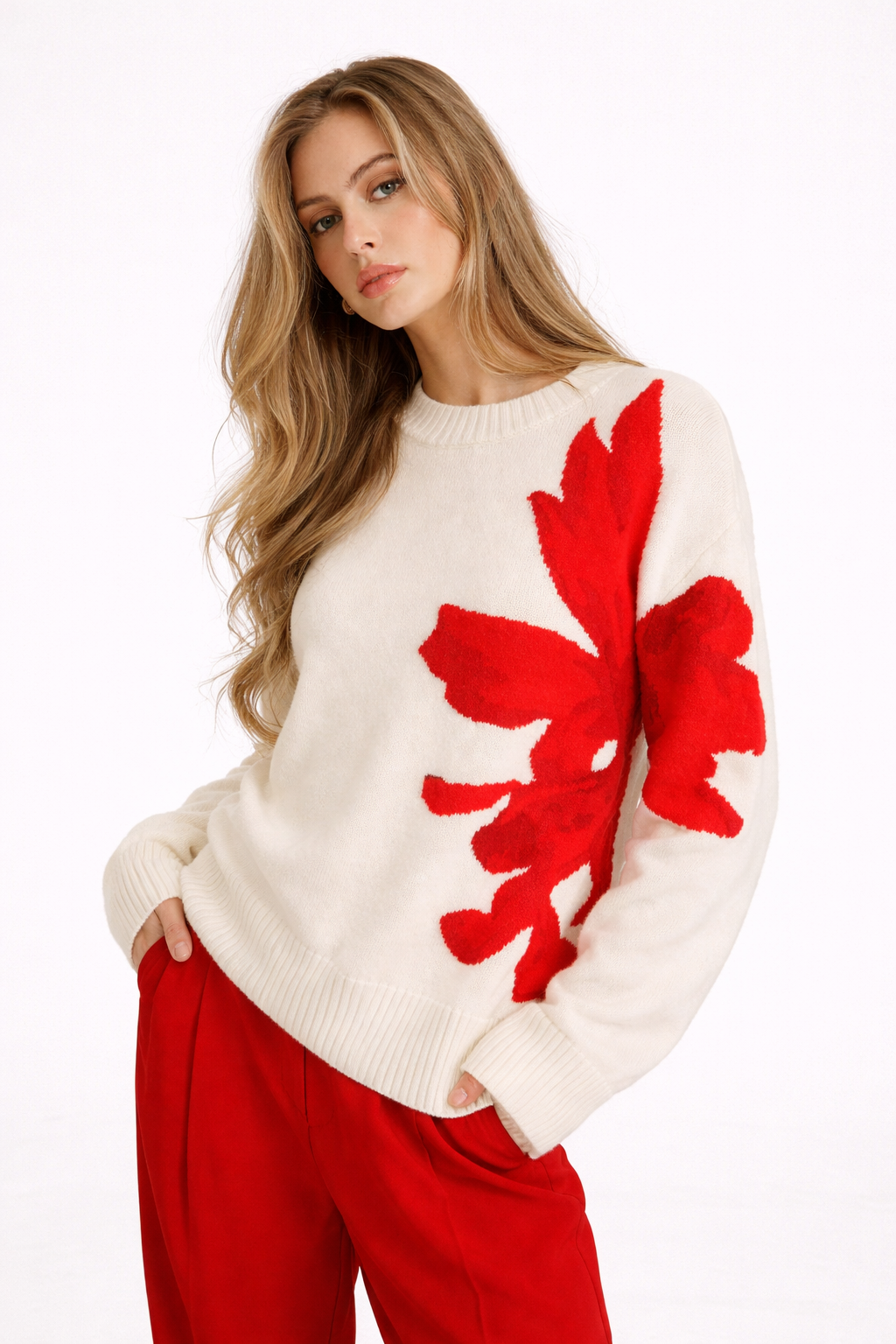 Suéter para mujer con detalle floral y cuello redondo - Elina