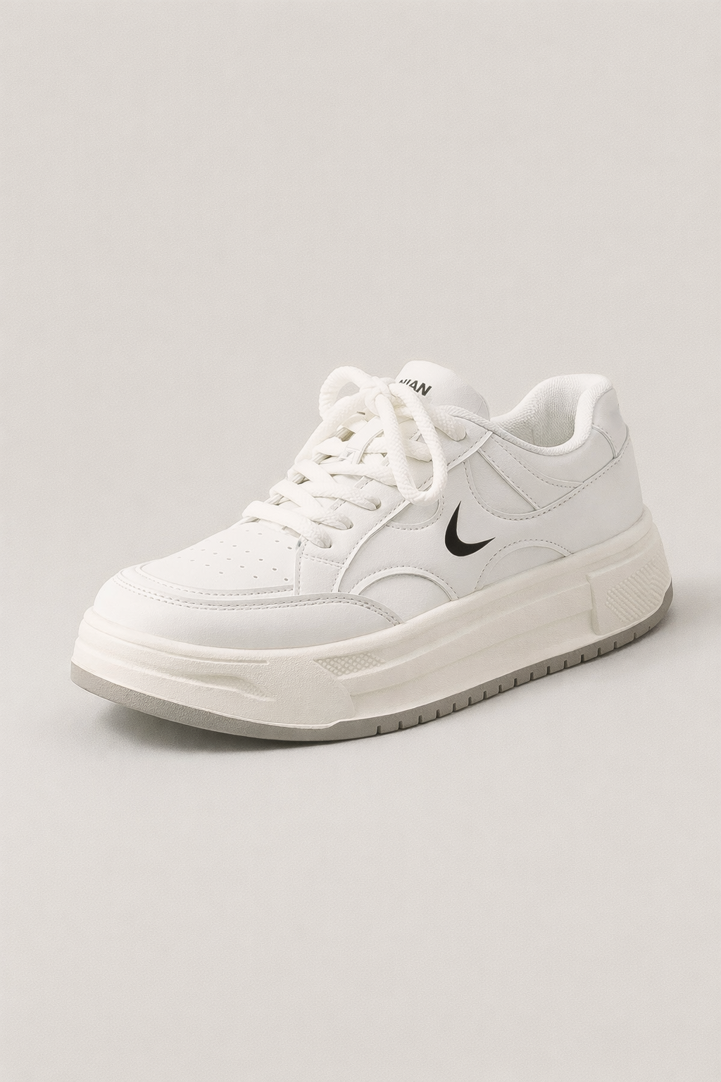 Tenis deportivos urbanos para mujer con plataforma ligera - Martina