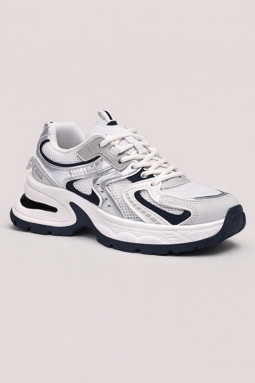 Tenis técnicos con suela de tracción extrema para mujer - Maia