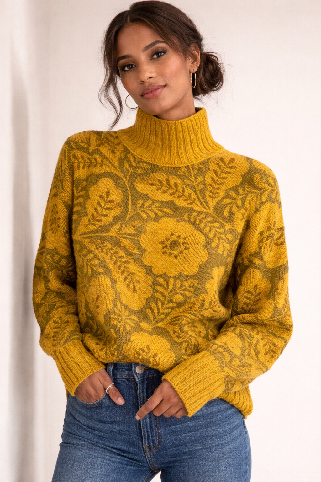 Jersey para mujer de cuello alto holgado - Nerava