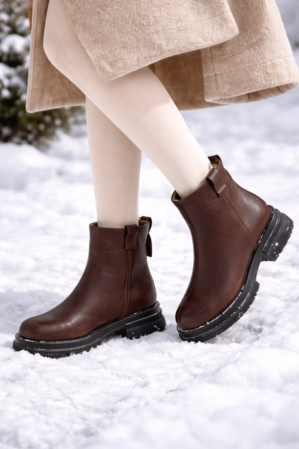 Botines con interior cálido para el invierno en la ciudad con forro térmico y suela antideslizante
