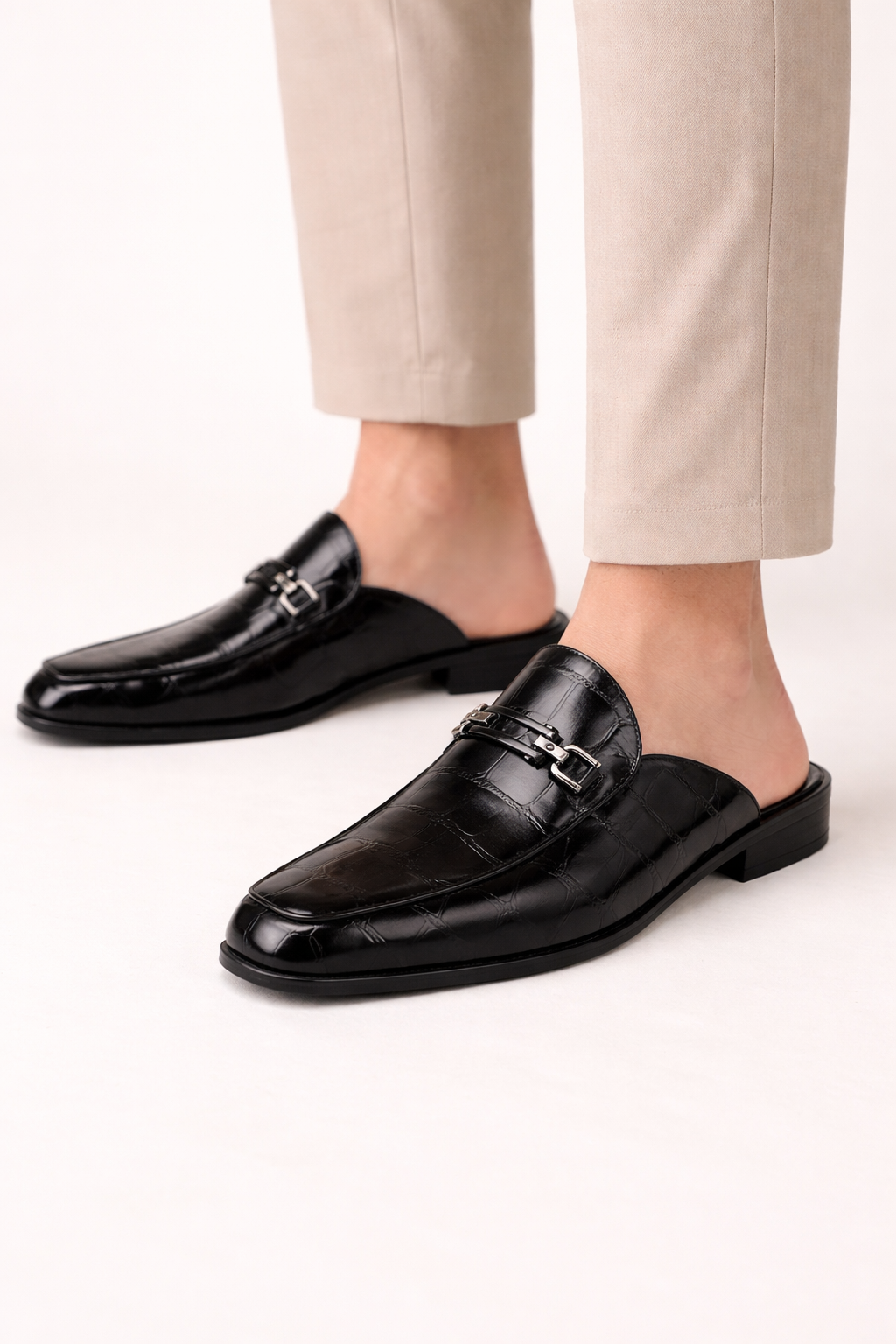 Mocasines abiertos con detalle metálico y estilo informal para hombre - Rainer