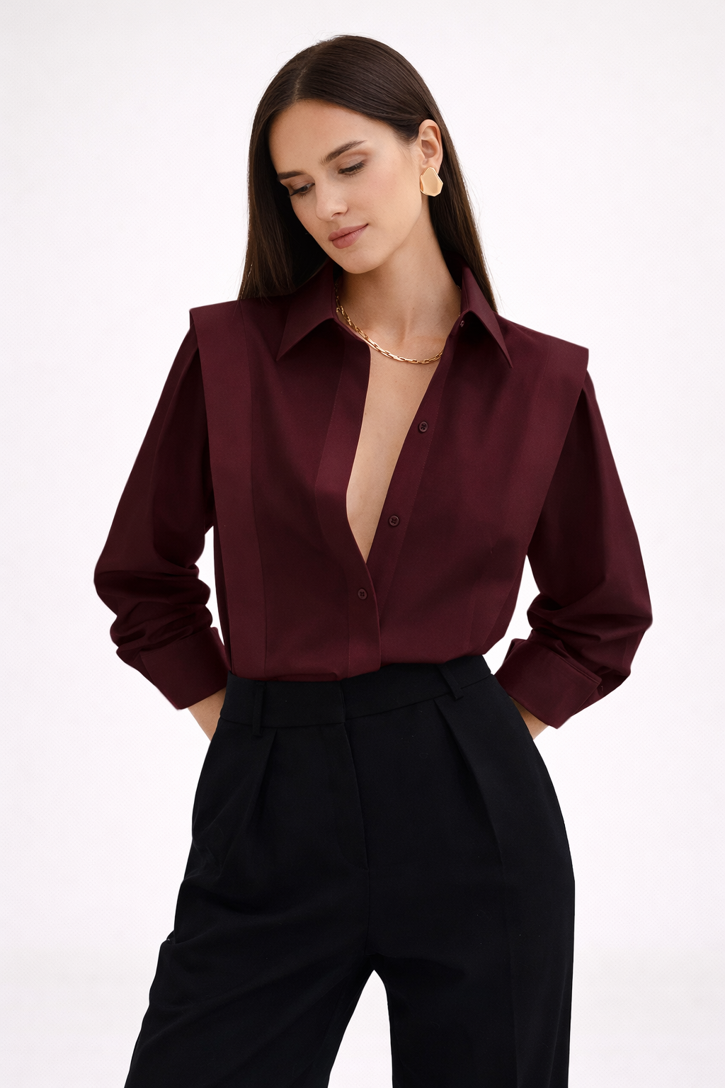 Blusa elegante de mujer con mangas largas y cuello clásico - Rossana