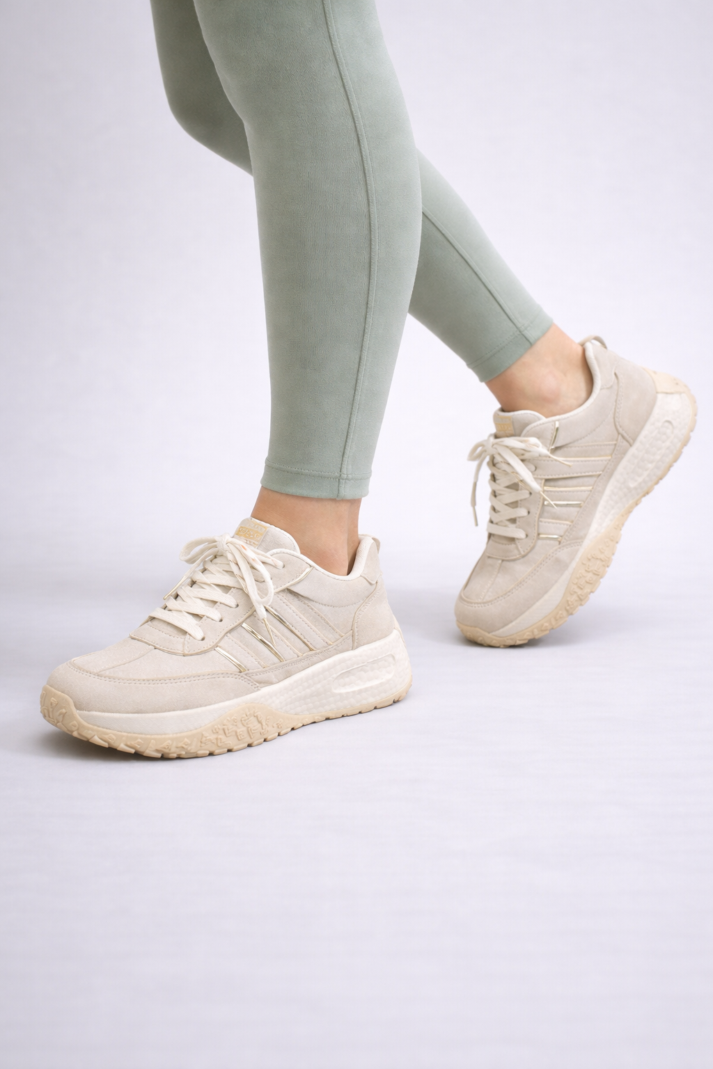 Tenis deportivo para mujer de pisada amortiguada - Lurena