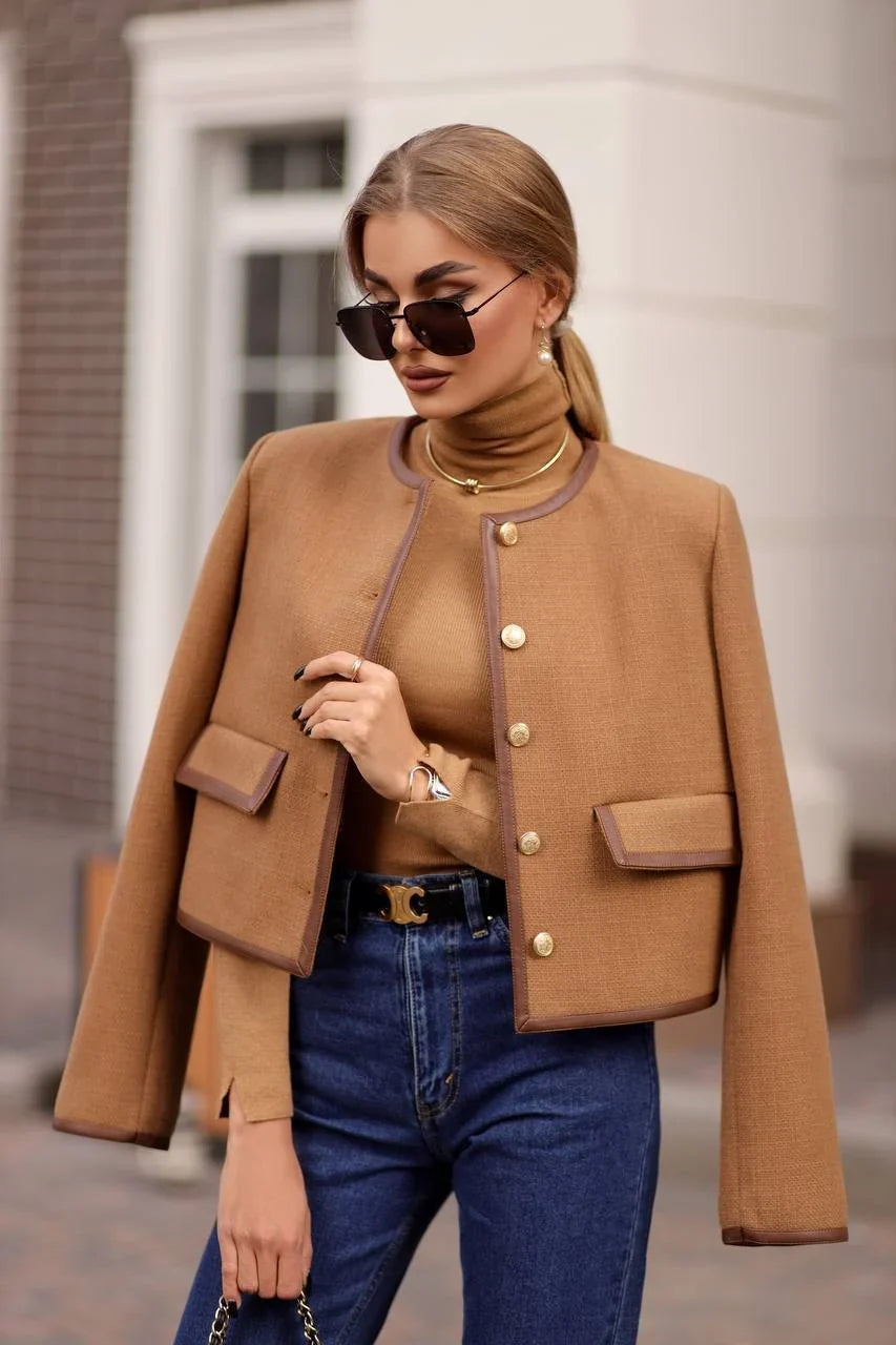 Chaqueta corta mujer cuello redondo botones bolsillos elegante atemporal - Liane