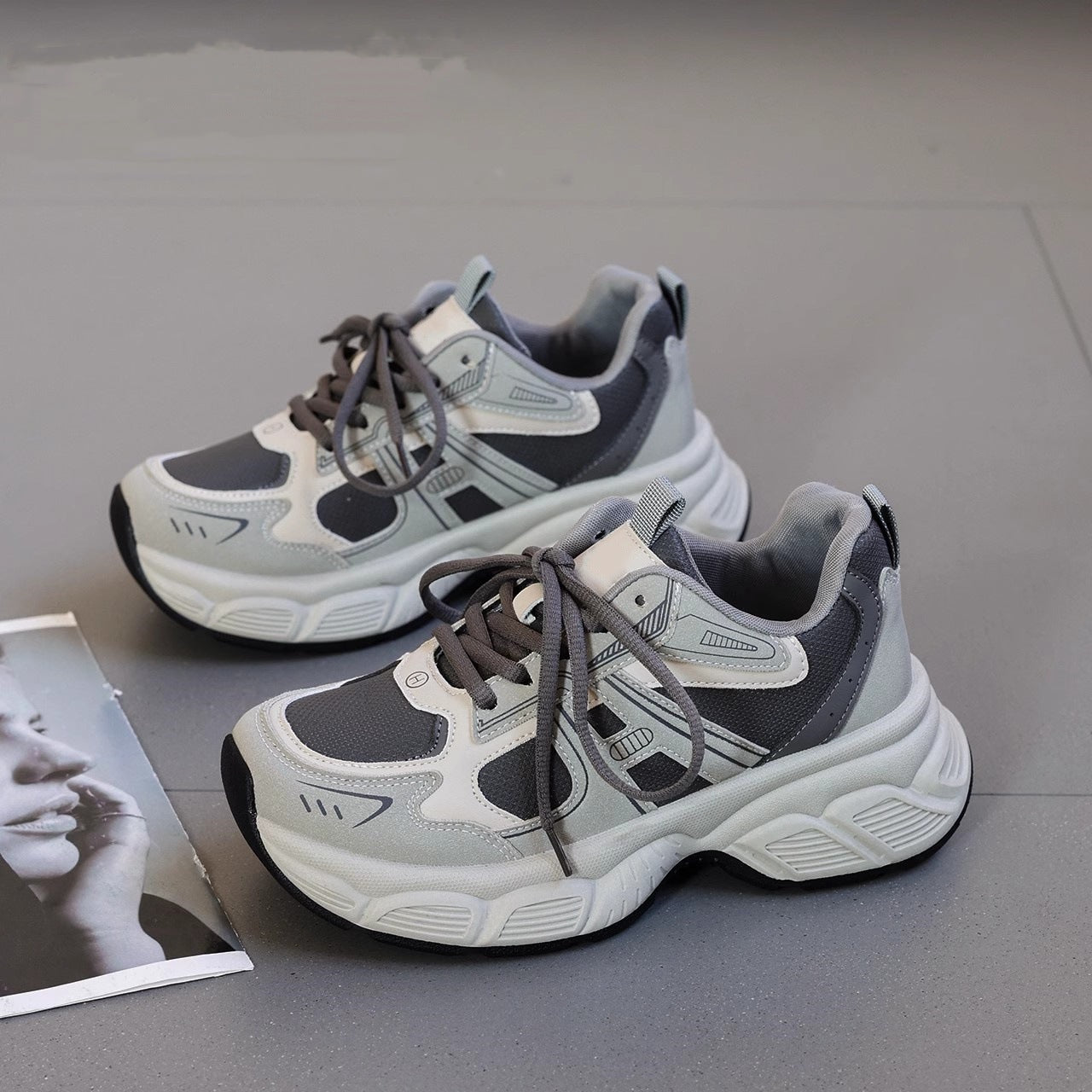 Tenis deportivos con soporte ergonómico para mujer - Vera