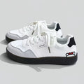 Tenis casuales tipo court para mujer con detalle bordado - Katherine