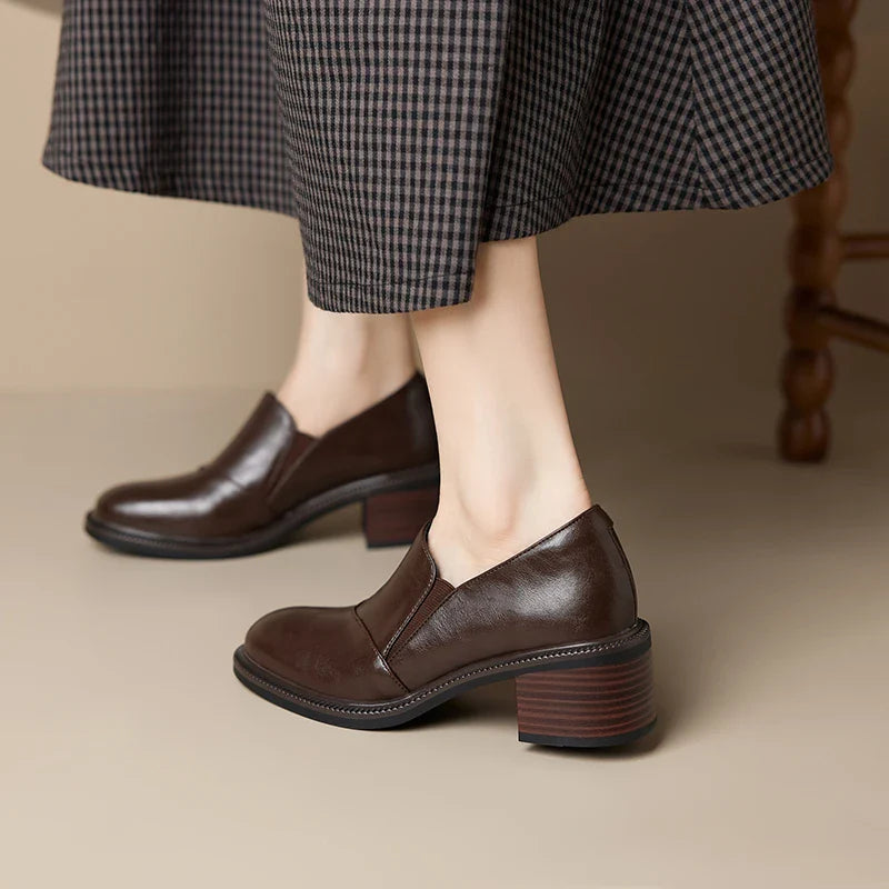 Mocasines de mujer de piel con tacón ancho y punta redonda - Maelle