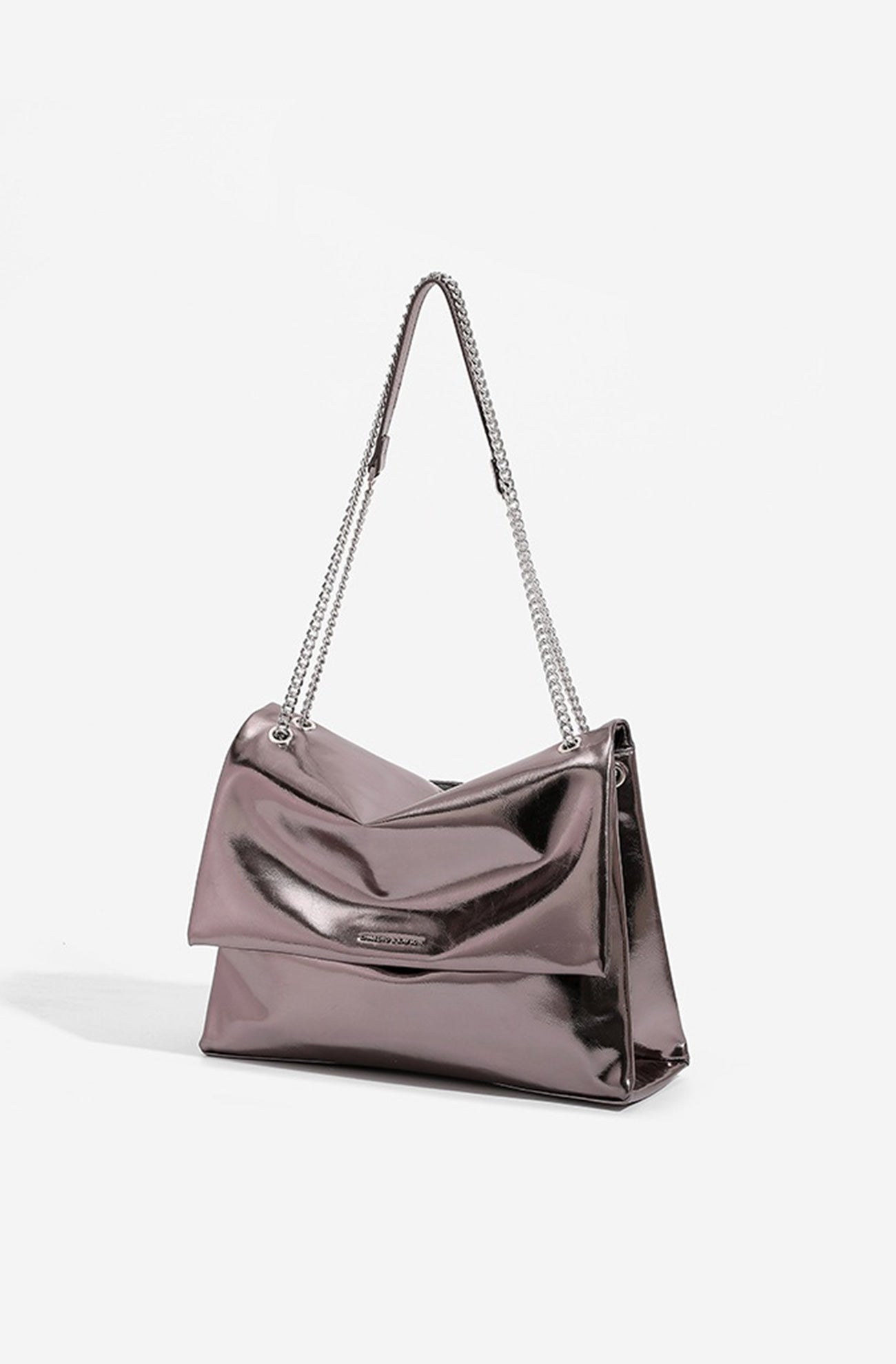 Bolsa de hombro para mujer con solapa y cadena metálica