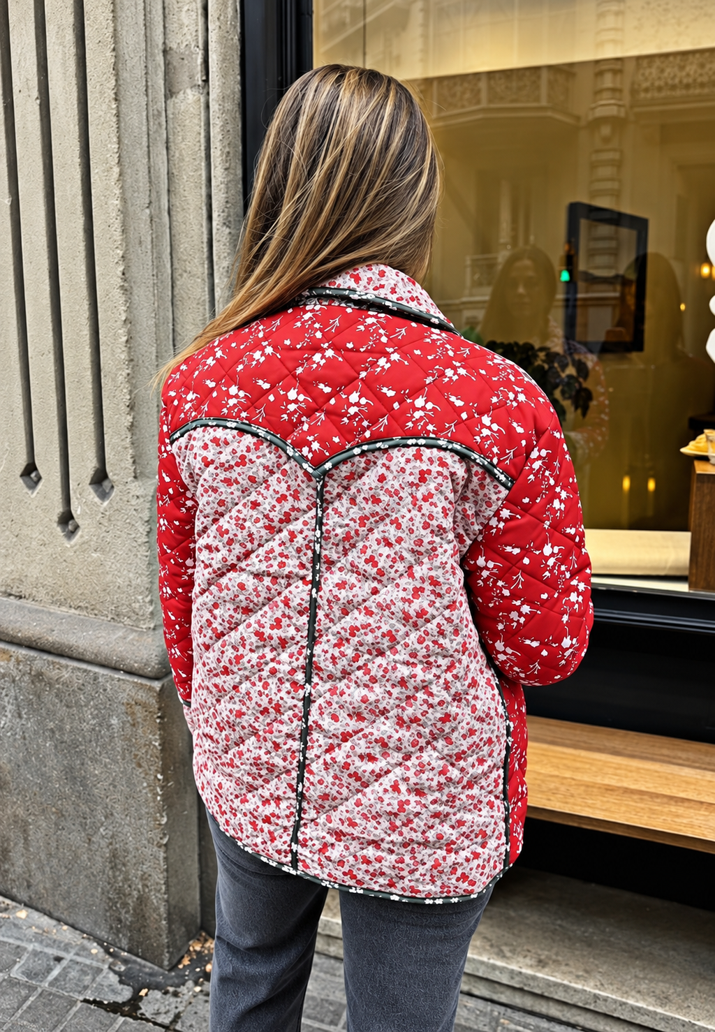 Chaqueta acolchada mujer floral patchwork botones rombos dos estampados - Belemina