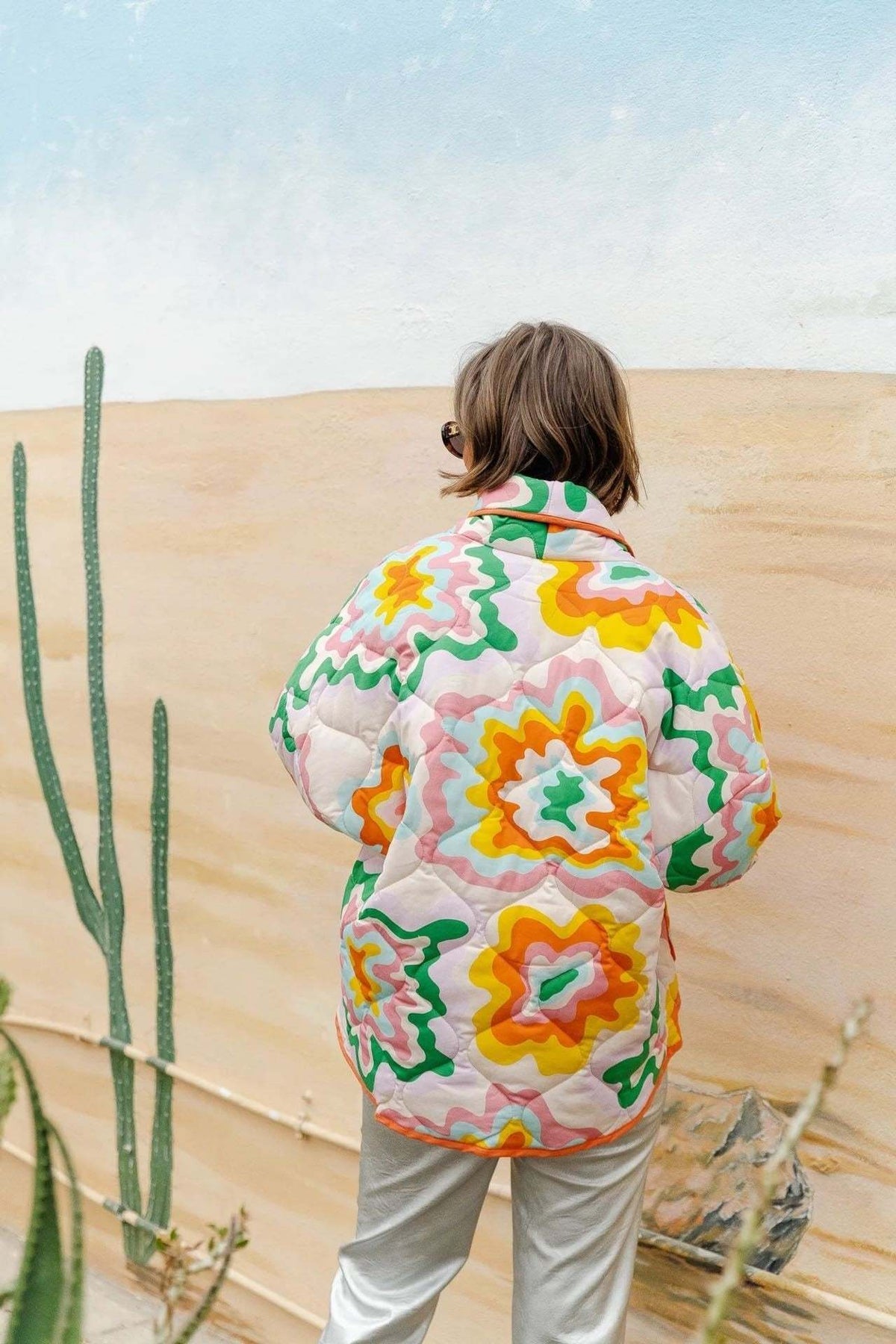 Chaqueta mujer flores grandes acolchado rombos estilo boho retro formas onduladas - Mirthe