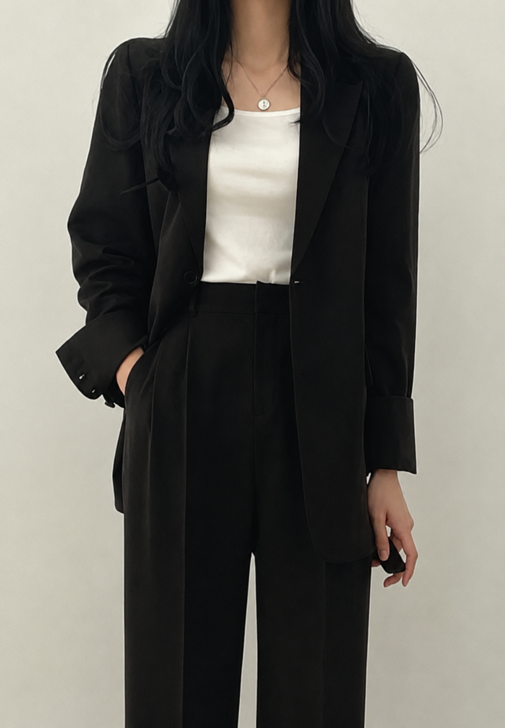 Conjunto dos piezas mujer blazer pantalón recto pinzas tiro alto solapas - Athena
