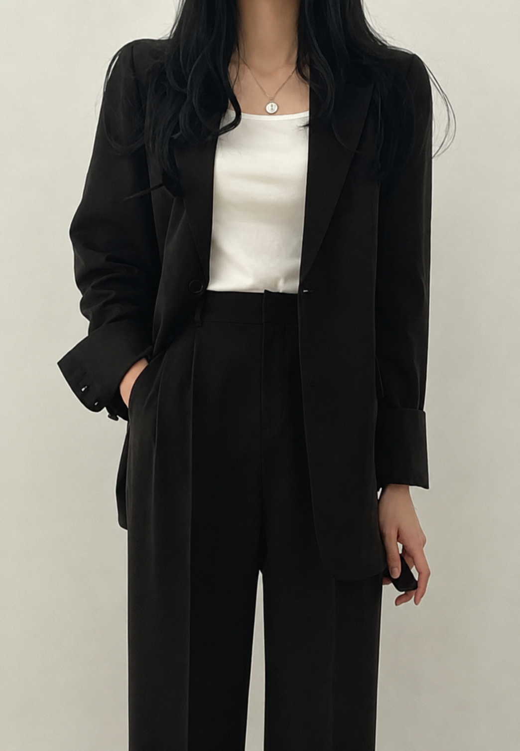 Conjunto dos piezas mujer blazer pantalón recto pinzas tiro alto solapas - Athena