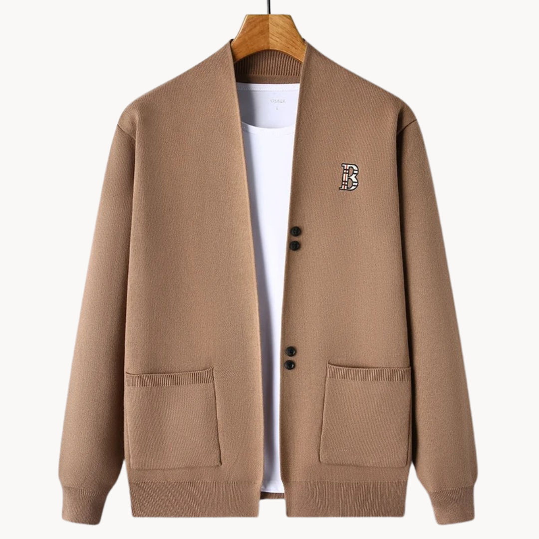 Cárdigan hombre recto cuello abierto con botones para uso diario y estilos casuales tejido suave y versátil