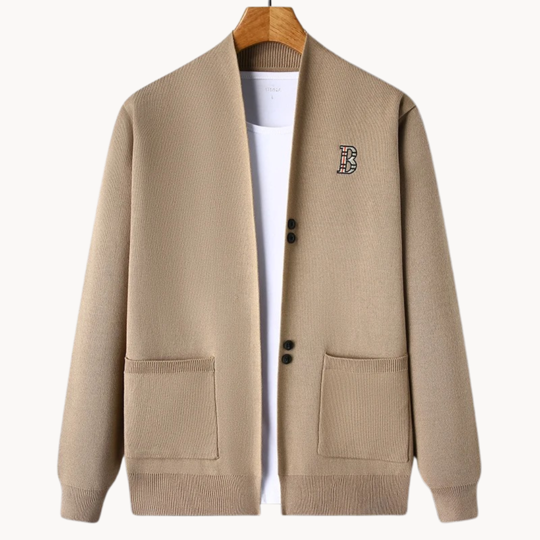 Cárdigan hombre recto cuello abierto con botones para uso diario y estilos casuales tejido suave y versátil