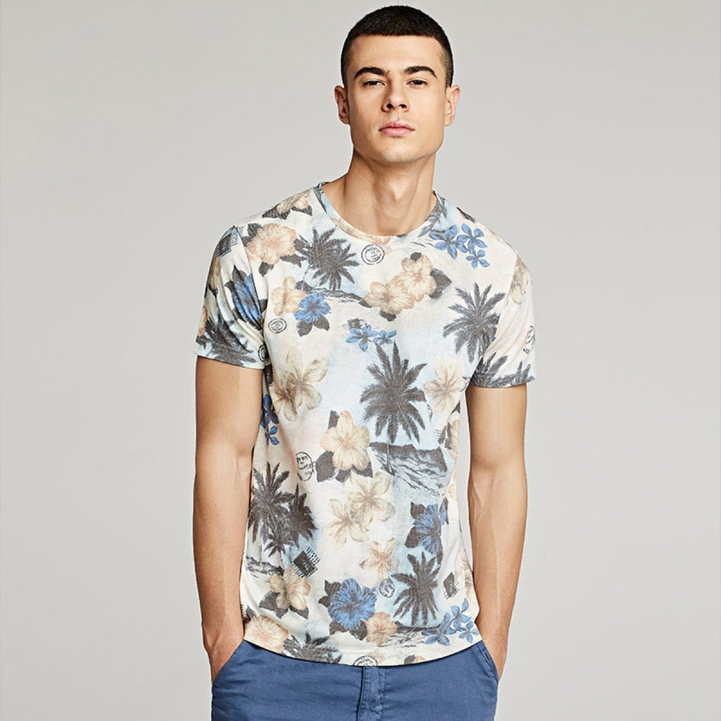 Camiseta hombre manga corta estampado floral tropical diseño veraniego cómodo y fresco para looks casuales y escapadas
