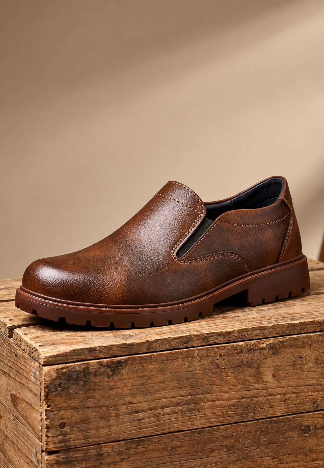 Mocasín hombre suela track elásticos laterales sin cordones suela dentada - Jorrit